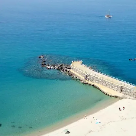 Marina Pizzo (Calabria)