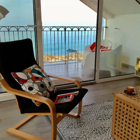 Marina Holiday *